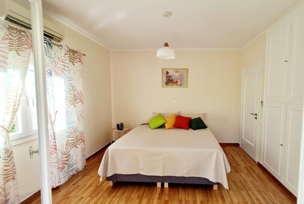 Glyfada Path Of Poets Apartment Atena Exterior foto